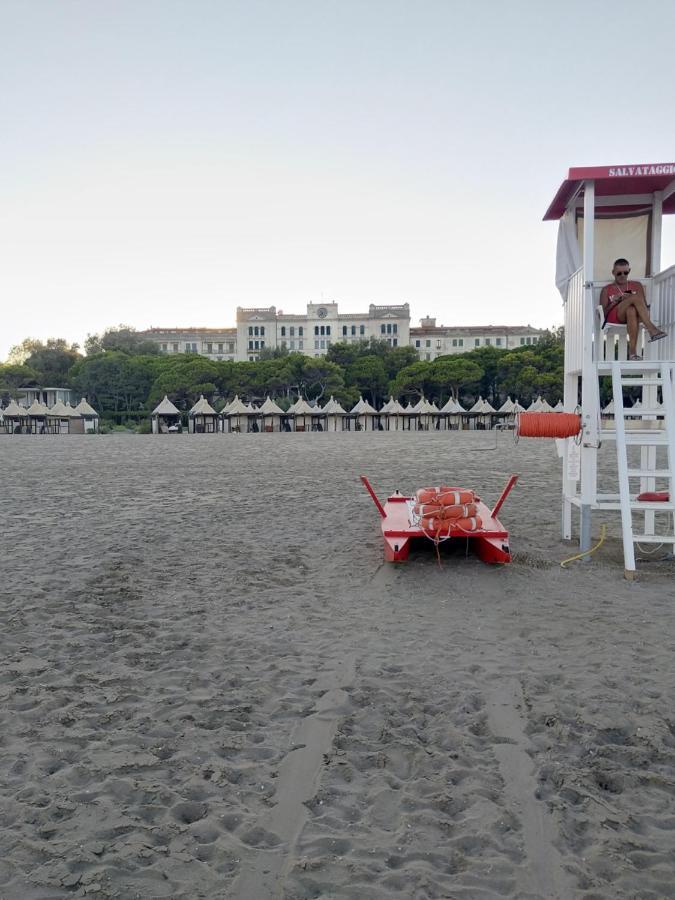 Mini Loft Lido With Own Sunny & Private Garden Apartamento Lido di Venezia Exterior foto