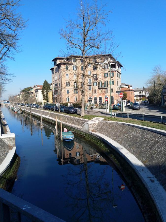 Mini Loft Lido With Own Sunny & Private Garden Apartamento Lido di Venezia Exterior foto
