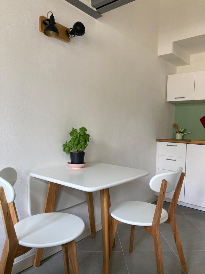 Mini Loft Lido With Own Sunny & Private Garden Apartamento Lido di Venezia Exterior foto